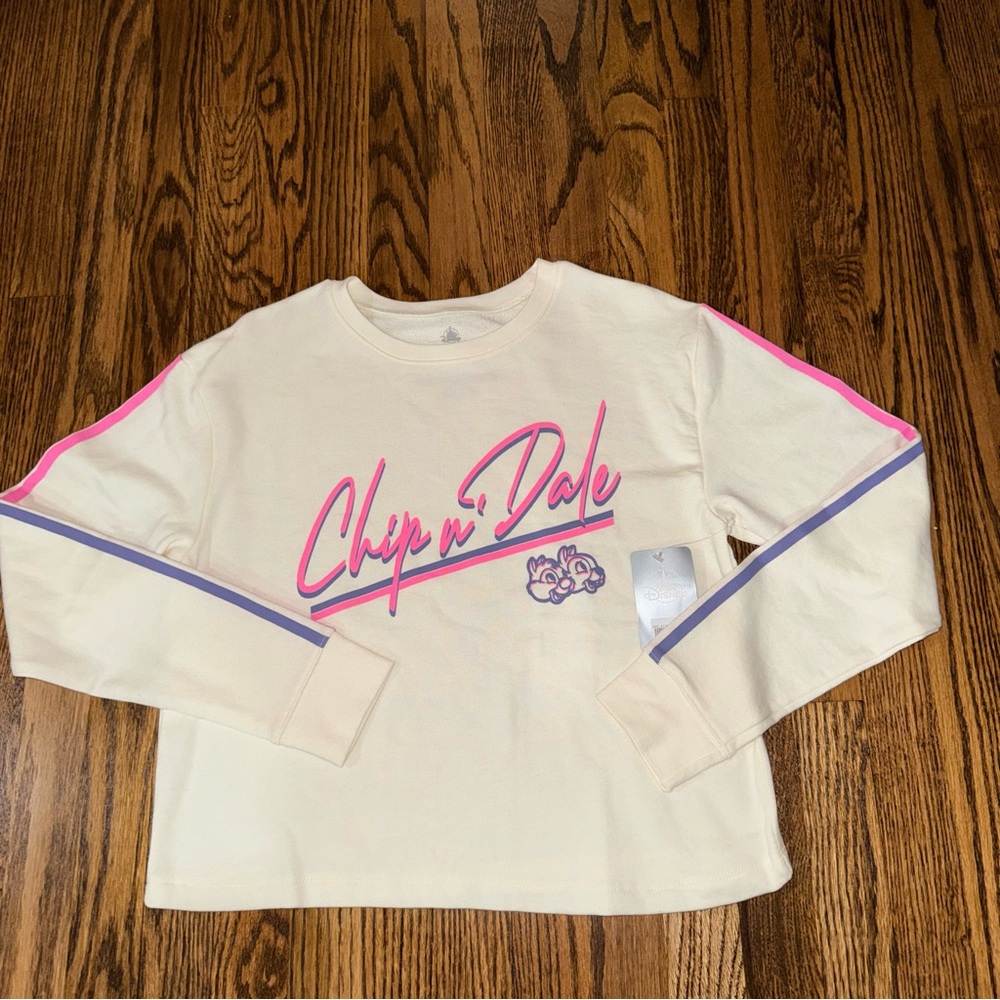 Woman's Chip & Dale Cropped Disney Long Sleeved Pullover Top